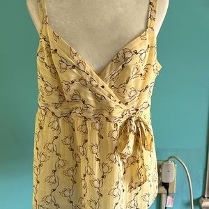 Ann Taylor LOFT Yellow Floral Sleeveless Babydoll Top Size 16
